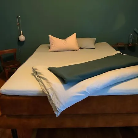 Kuenstlerapartment *